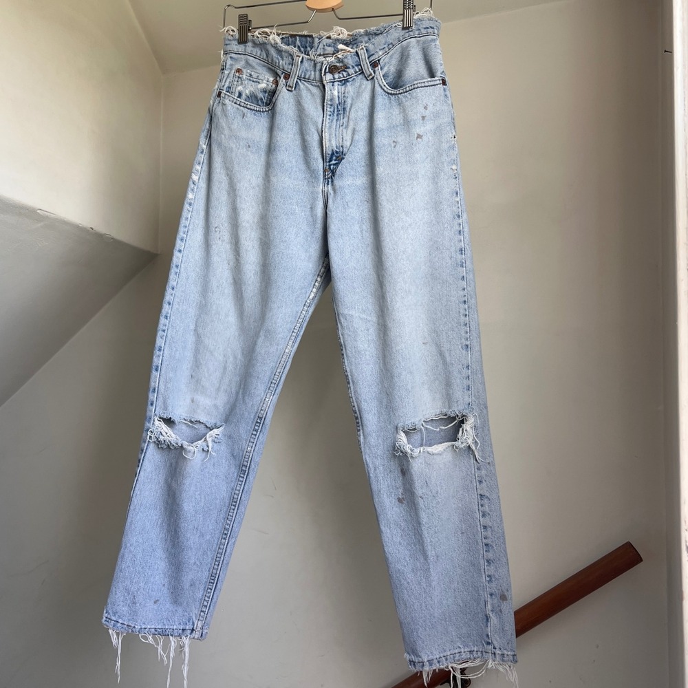 Vintage 90s Levis Jeans Size 29 Baggy Loose Fit Distressed Light Wash Distressed